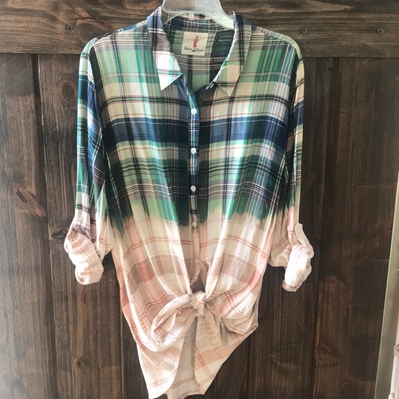 Boho Jane Tops - NWOT Boho Jane ombré plaid rayon button blouse